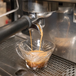 High altitude Utah coffee roaster | Organic fair trade coffee & Espresso in Park City & Salt Lake City, UT | Cupla Coffee